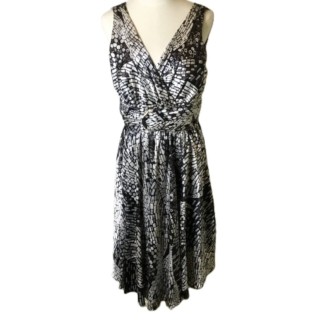 White House Black Market Dress Silky‎ Soft Size 8